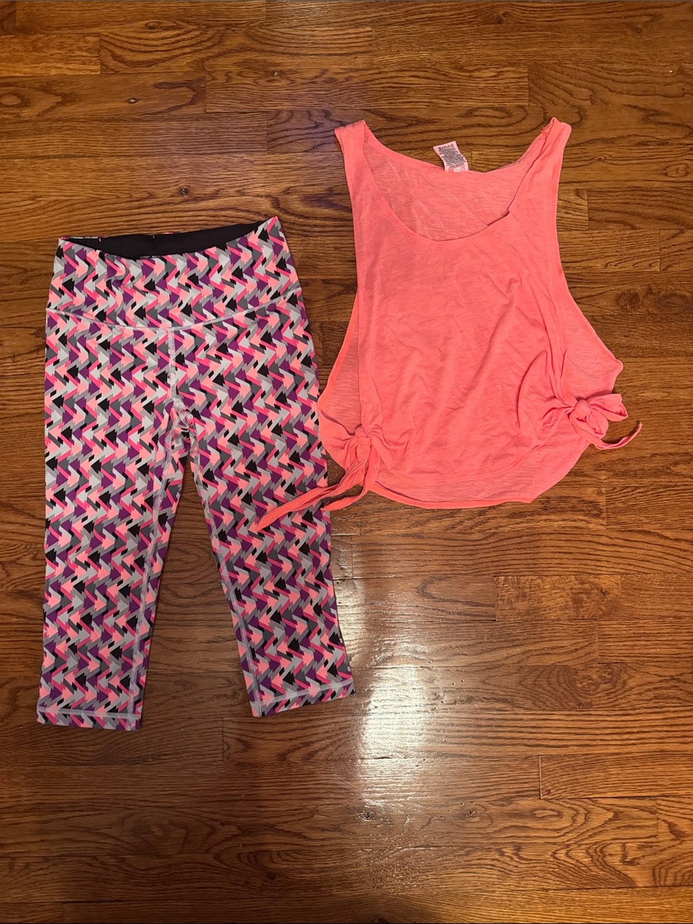 Victoria’s Secret Sport and VS Pink Neon Coral Workout Bundle Size XS